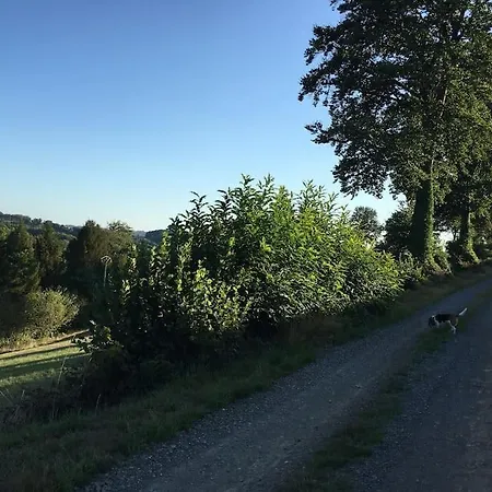 Hébergement de vacances Perché Dans Les Montagnes Du Mont-saint-michel *