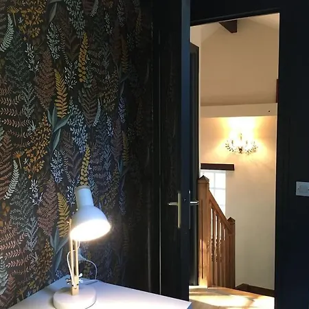 Perche Dans Les Montagnes Du Mont-saint-michel Tatil Evi