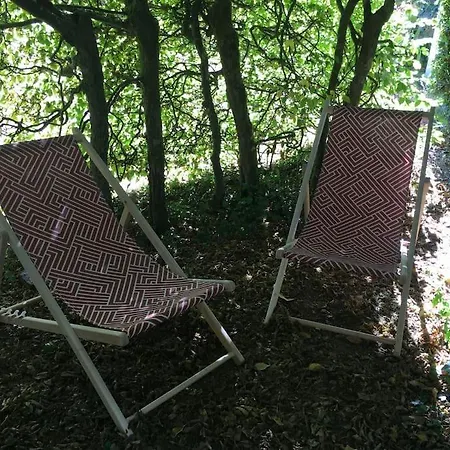 Tatil Evi Perche Dans Les Montagnes Du Mont-saint-michel Beauficel