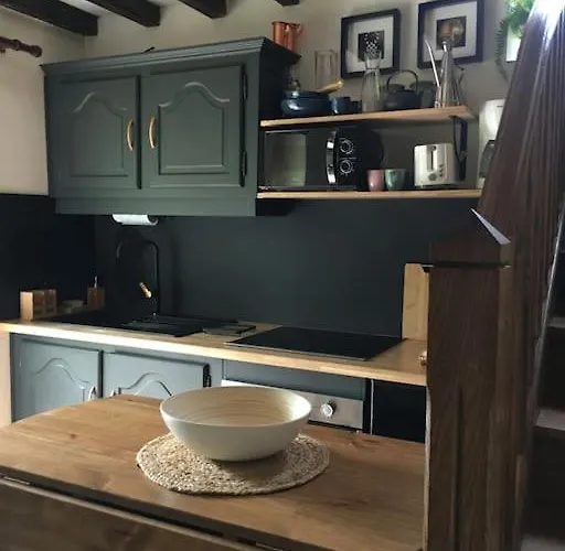 Perché Dans Les Montagnes Du Mont-saint-michel Casa vacanze Beauficel