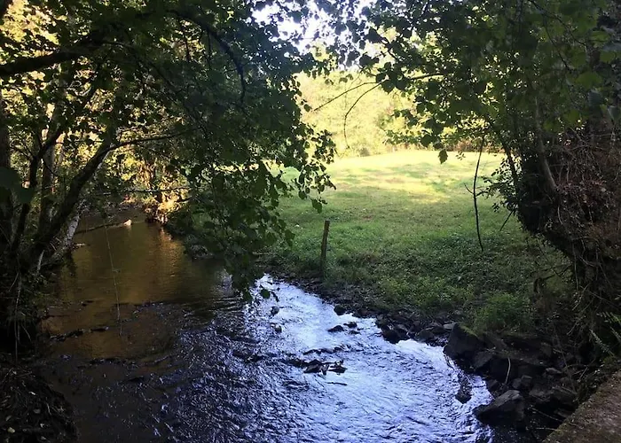 Perché Dans Les Montagnes Du Mont-saint-michel Casa vacanze *